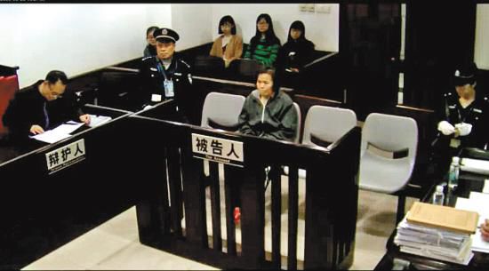 为了更快拿到工钱 保姆被雇四天杀死老太