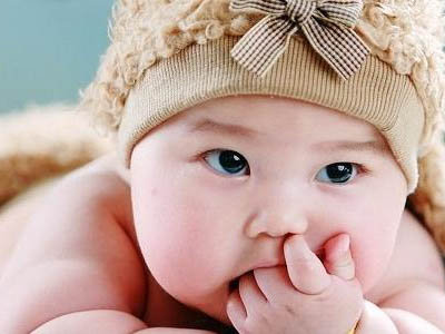 婴儿一哭就该喂奶吗？