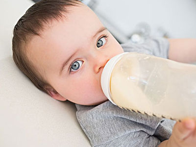 宝宝肠胃较脆弱 如何为宝宝挑选防腹泻奶粉