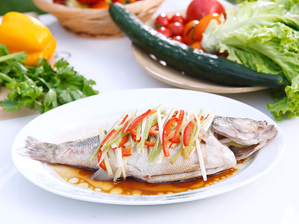 清蒸鲈鱼做法 注意合理的烹饪方法