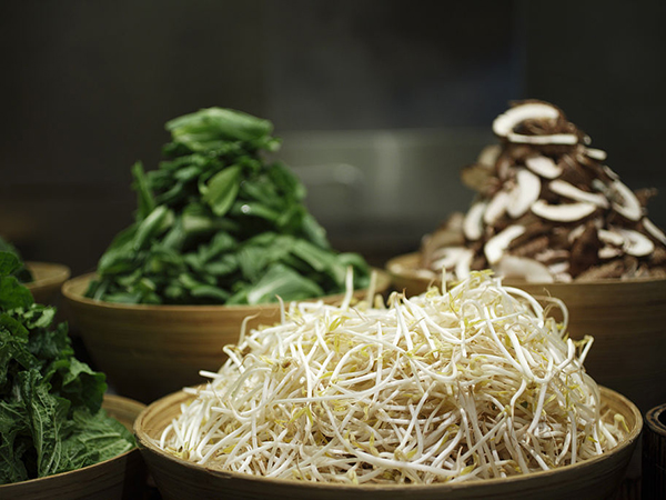 黄豆芽炒粉条的做法 家常口味