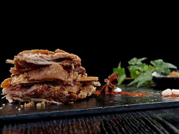 羊肉串的做法 孜然蒜香羊肉串