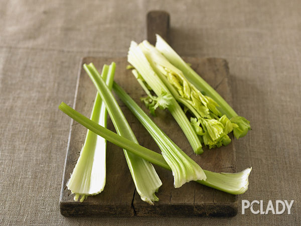 芦笋的做法大全 鲜味油淋芦笋